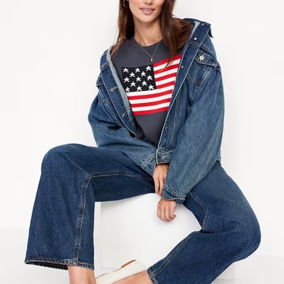 Crew-Neck Flag-Graphic Sweater - Picture 2 of 6